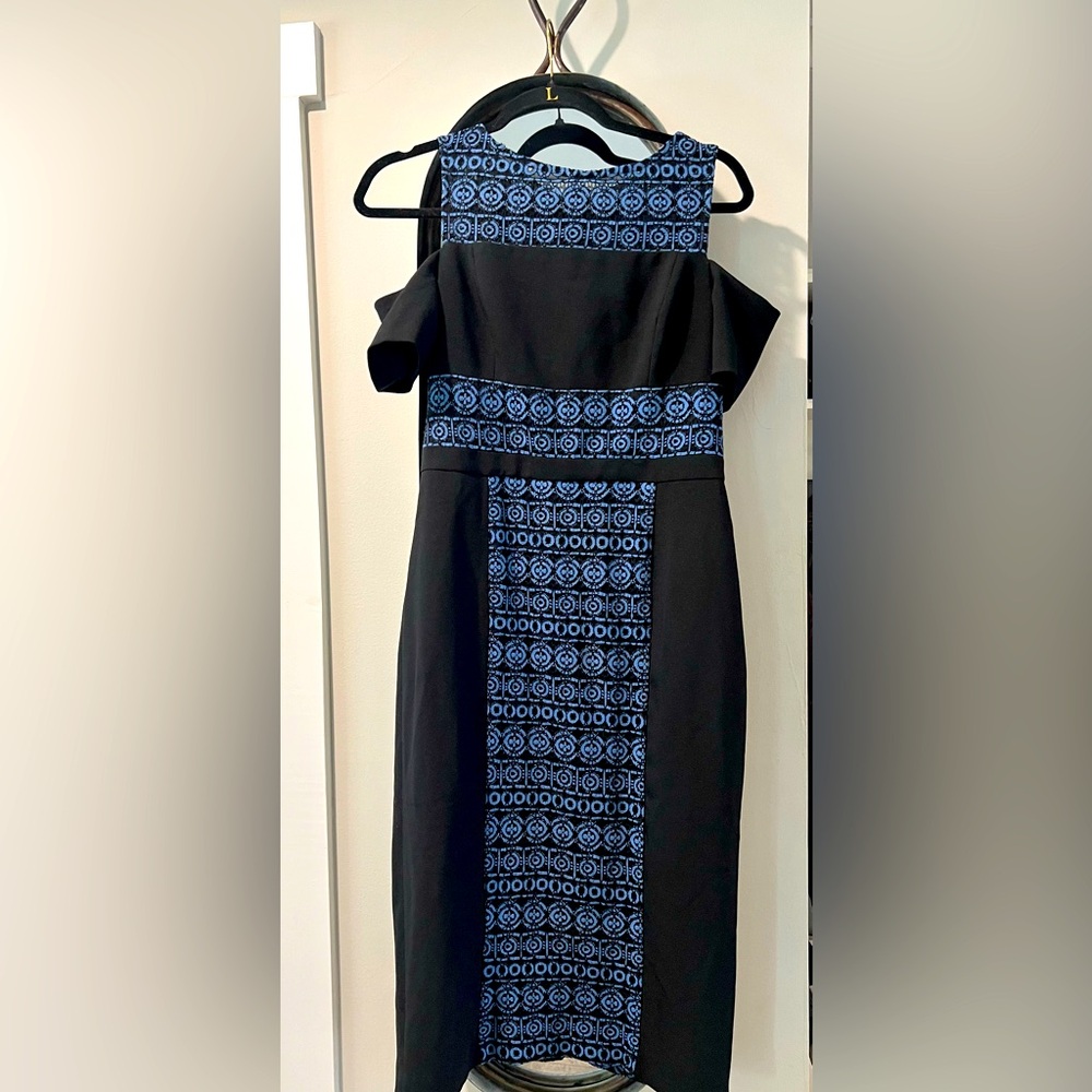 Maggie London Black and blue dress size 6